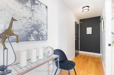 Unit 1004 — 330 Mccowan Rd, Toronto - Eglinton East image-0-1