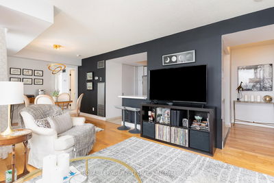 Unit 1004 — 330 Mccowan Rd, Toronto - Eglinton East image-0-4