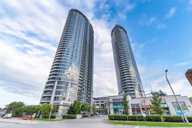 home for lease on 2417-135 Village Green Square