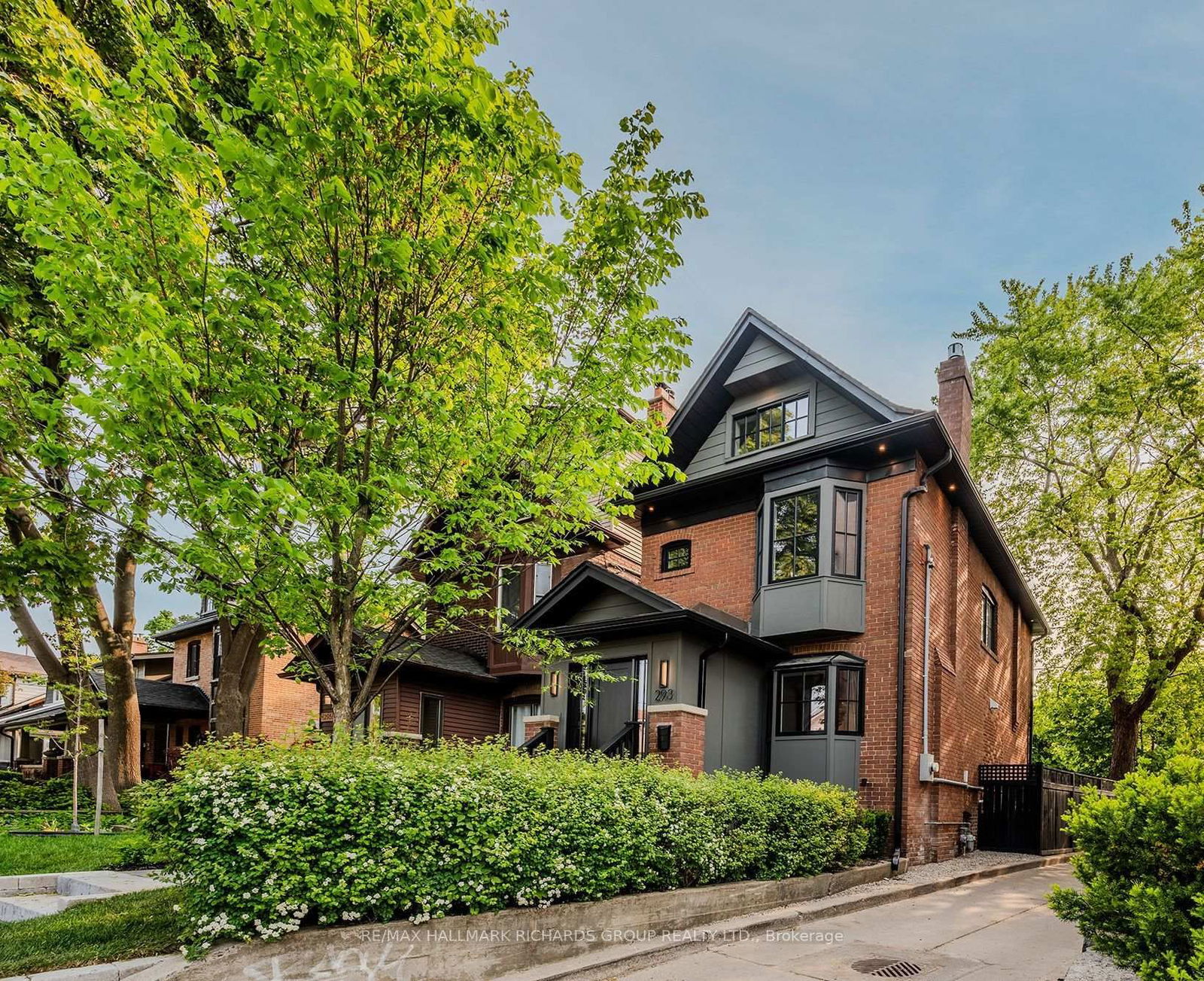 Detached House for sale at 293 Kingswood Road, Toronto, East End-Danforth, M4E 3N8 - MLS: E12192216