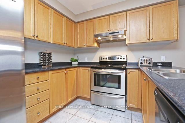 Main - 103 Dooley Cres, Ajax, L1T 4J3 | Image 2