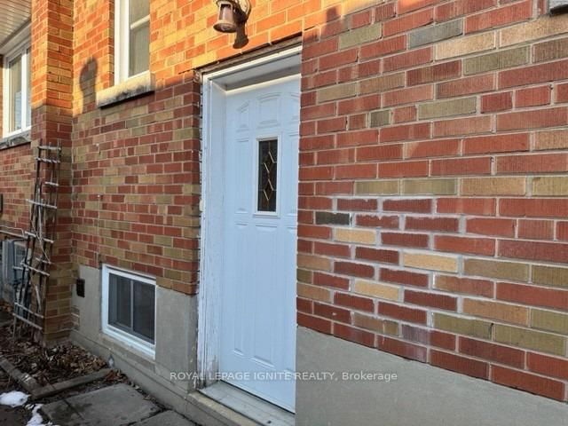 Bsmt - 29 Frances Crescent