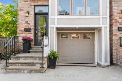 18A Kimberley Ave, Toronto - East End-Danforth image-0-1