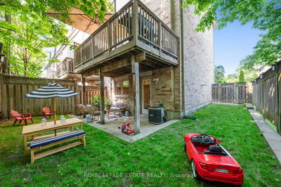18A Kimberley Ave, Toronto - East End-Danforth image-0-2