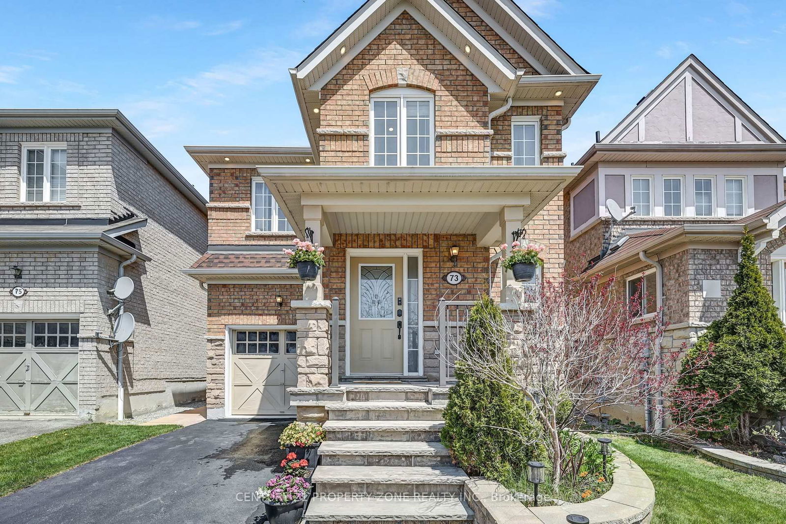 Detached House for sale at 73 Feint Drive, Ajax, Northwest Ajax, L1T 0E7 - MLS: E12193079