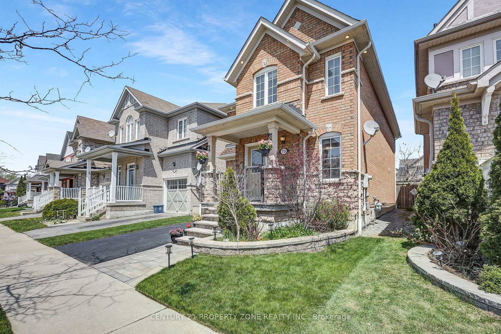 Detached House for sale at 73 Feint Drive, Ajax, Northwest Ajax, L1T 0E7 - MLS: E12193079