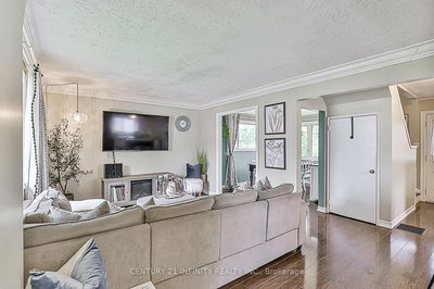 129 Admiral Rd, Ajax - South East image-0-4