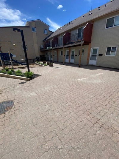 Unit 5 — 1209 Queen St, Toronto - South Riverdale
