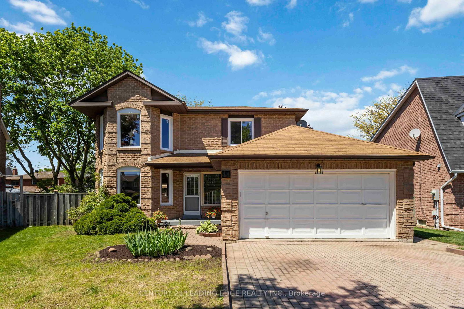 Detached House for sale at 44 Gaslight Crescent, Toronto, Highland Creek, M1C 3S8 - MLS: E12193302