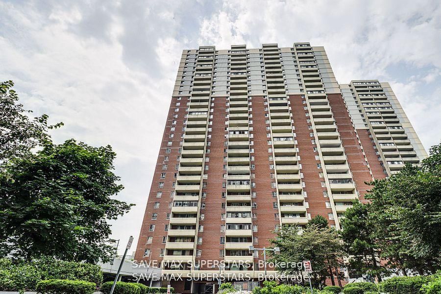 Condo for sale at 1109-1 Massey Square, Toronto, Crescent Town, M4C 5L4 - MLS: E12193394