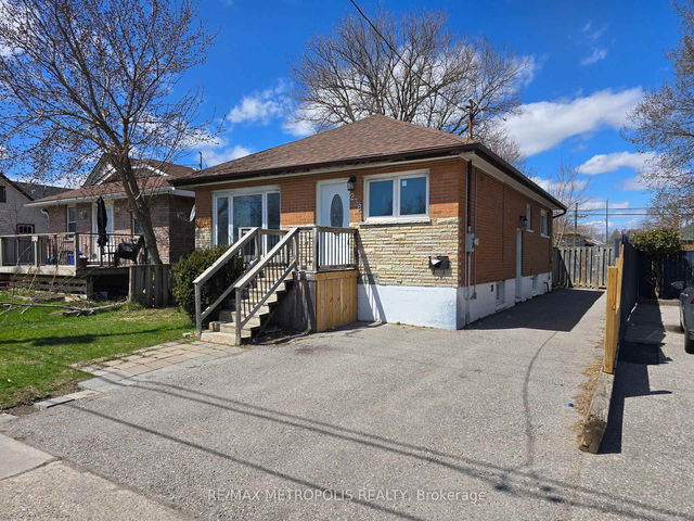 MAIN - 238 Toronto Avenue