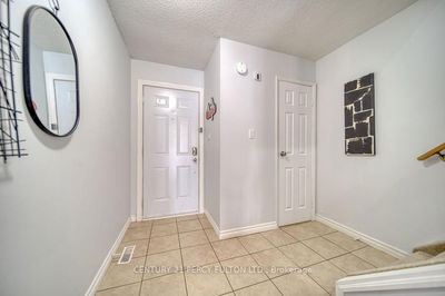 Unit 38 — 540 Dorchester Dr, Oshawa - Vanier image-0-3
