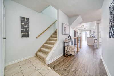 Unit 38 — 540 Dorchester Dr, Oshawa - Vanier image-0-4