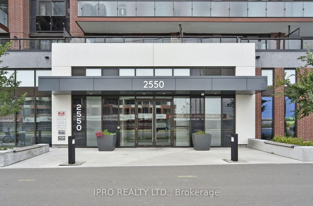 1616 - 2550 Simcoe St North Street