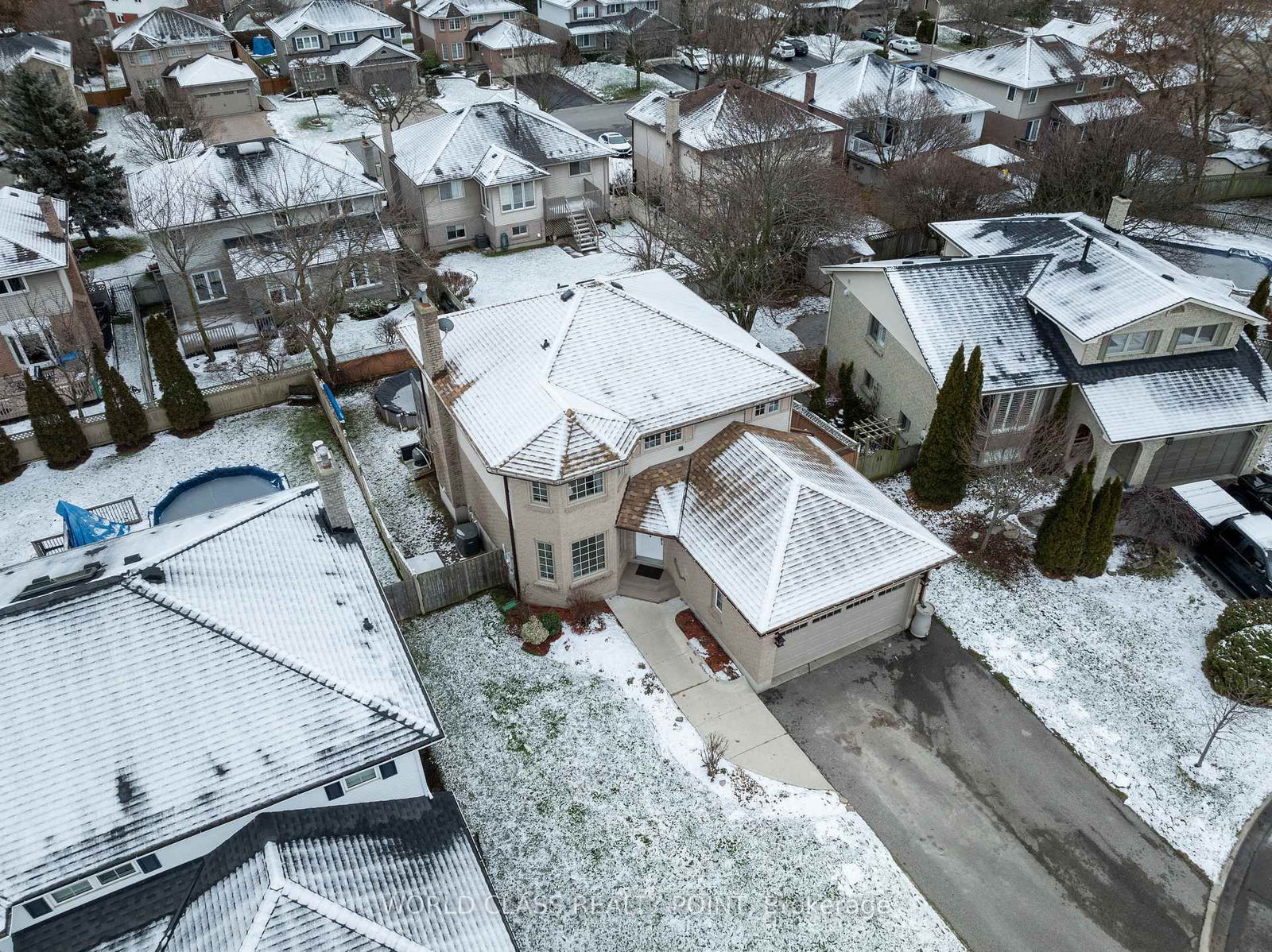 Property at 107 Foxhunt