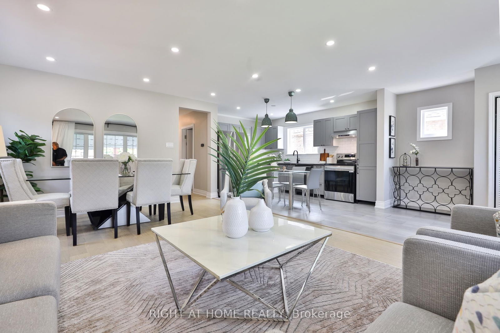 Detached House for sale at 55 Canlish Road, Toronto, Dorset Park, M1P 1S6 - MLS: E12194191