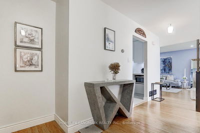 60 Highcastle Rd, Toronto - Morningside image-0-4