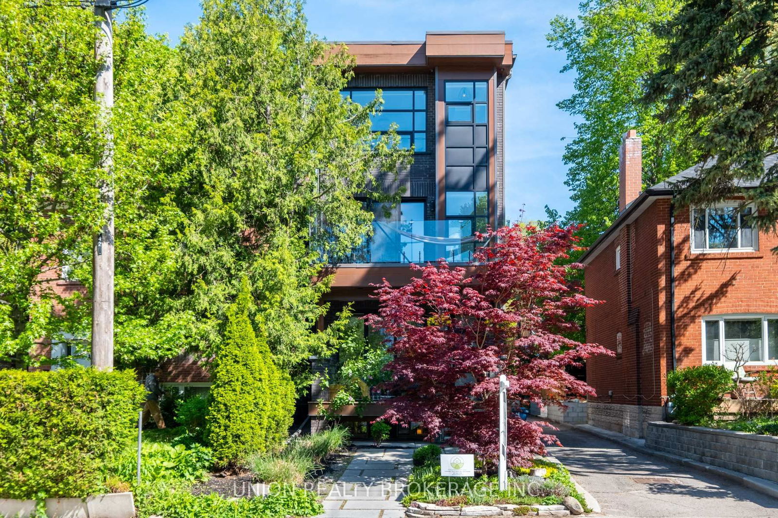 Detached House for sale at 46 Harriet Street, Toronto, South Riverdale, M4L 2E9 - MLS: E12194589