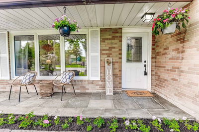 22 Ravine Park Cres, Toronto - Rouge E10 image-0-2
