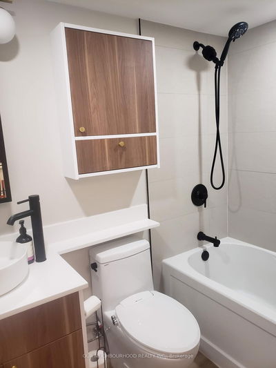 Unit 2305 — 1470 Midland Ave Ave, Toronto - Dorset Park image-0-4