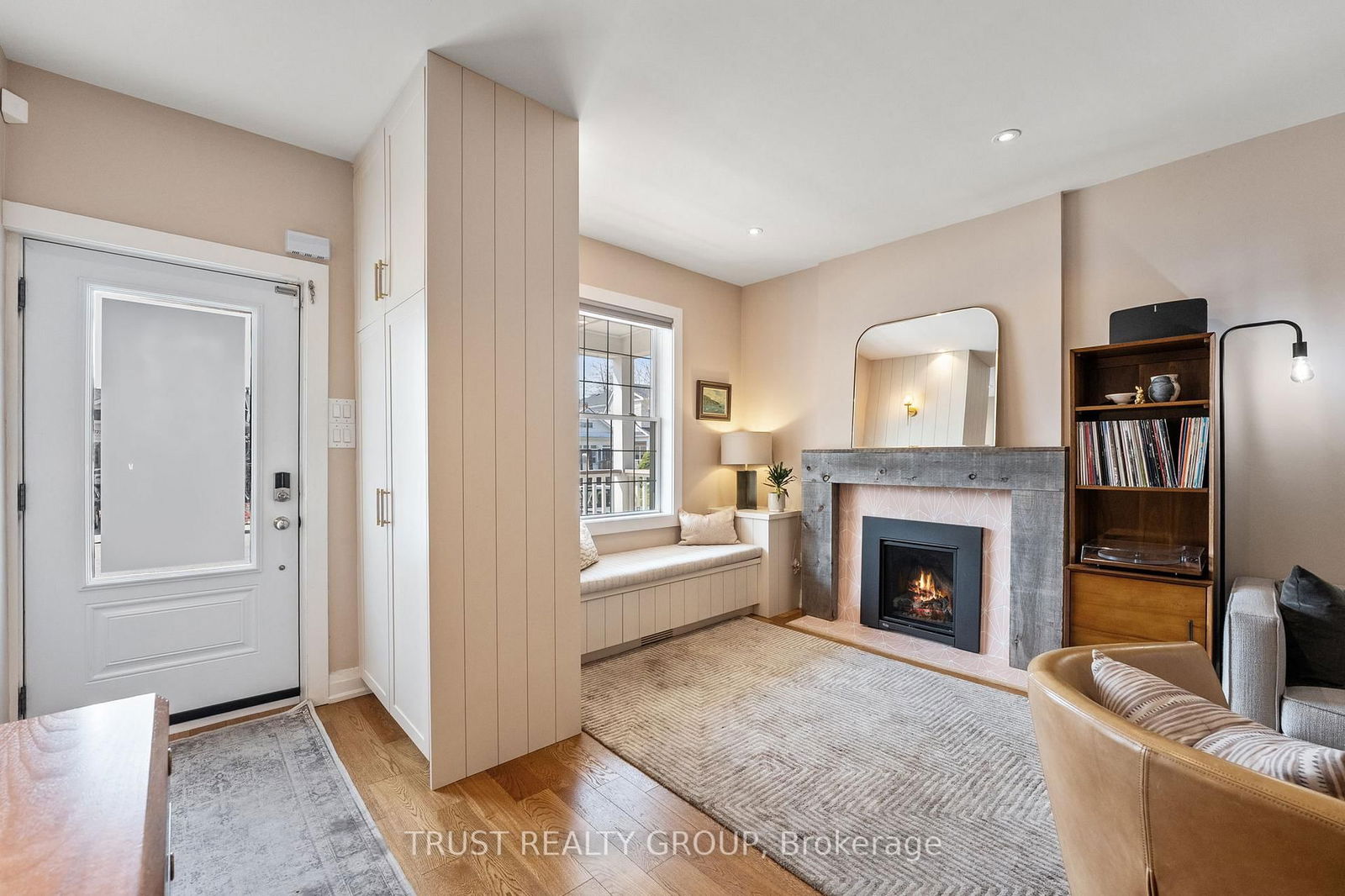 Detached House for sale at 262 Queensdale Avenue, Toronto, Danforth Village-East York, M4C 2B2 - MLS: E12194941