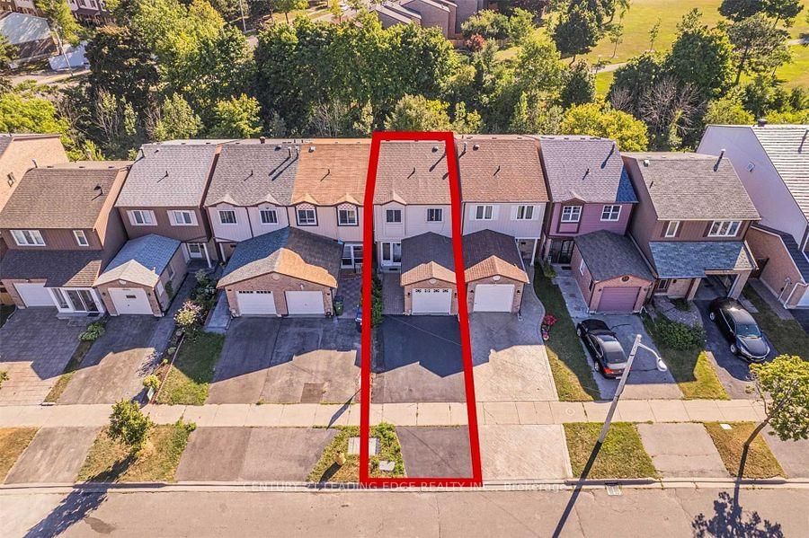 Detached House for sale at 18 Tambrook Drive, Toronto, L'Amoreaux, M1W 3L9 - MLS: E12194961