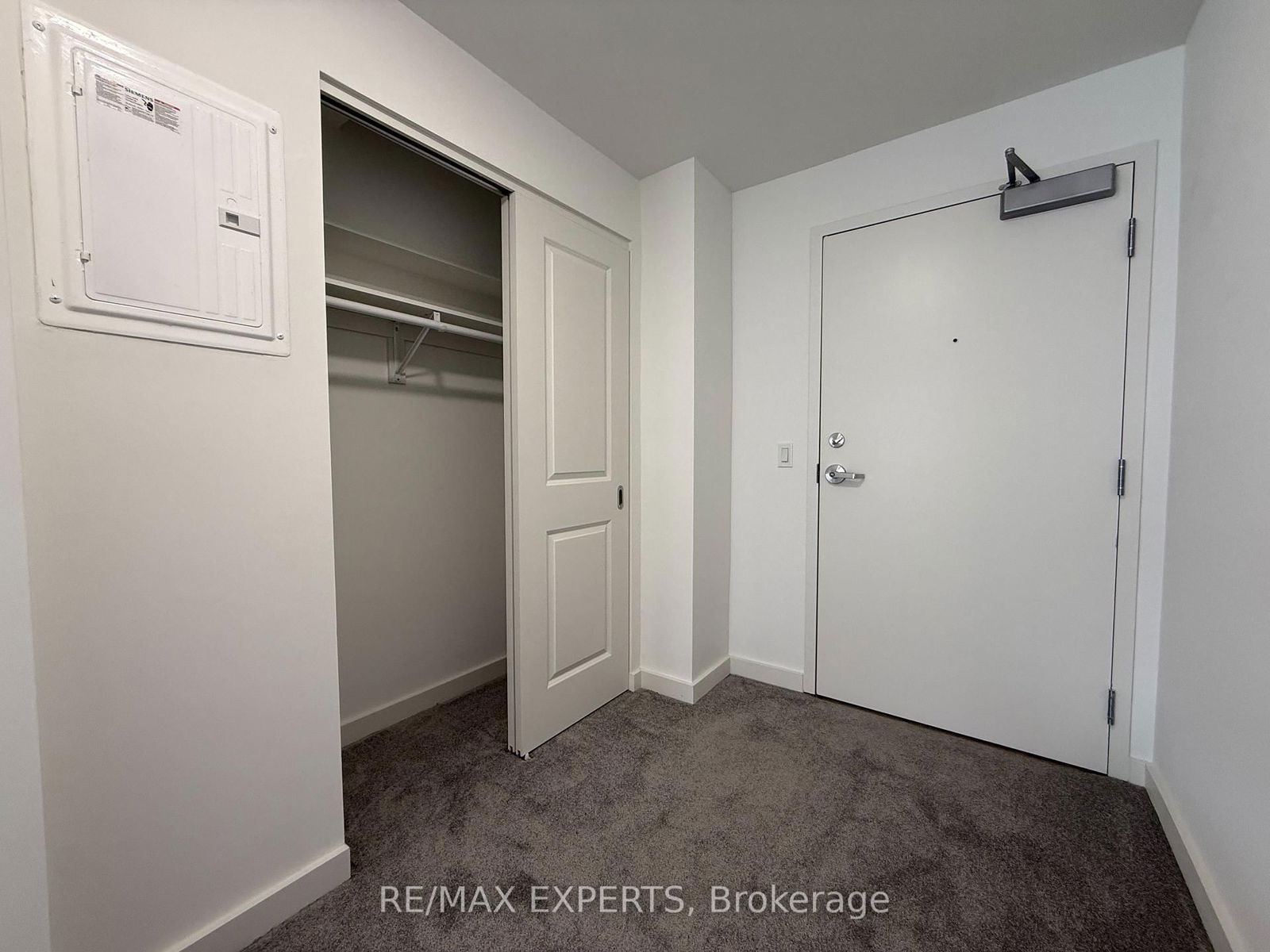 Condo for sale at 403-45 Connaught Avenue, Toronto, Greenwood-Coxwell, M4L 2V8 - MLS: E12195204