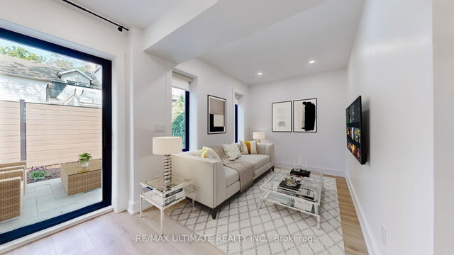 Laneway House - 189 Logan Avenue