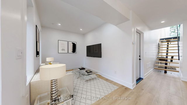 Laneway House - 189 Logan Avenue