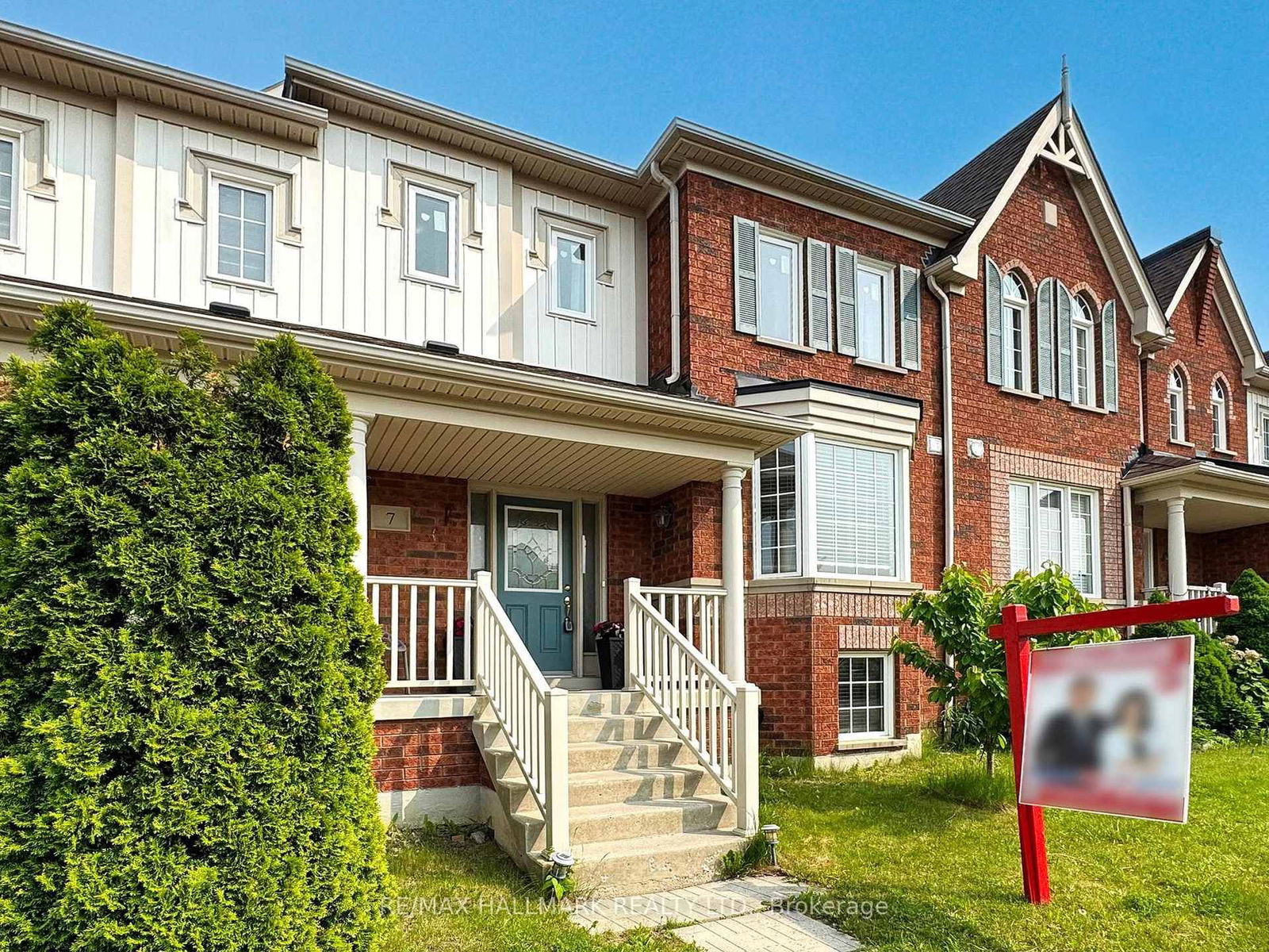 Property at 7 Dollery