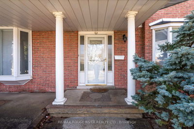 146 Gadsby Dr, Whitby - Blue Grass Meadows image-0-1