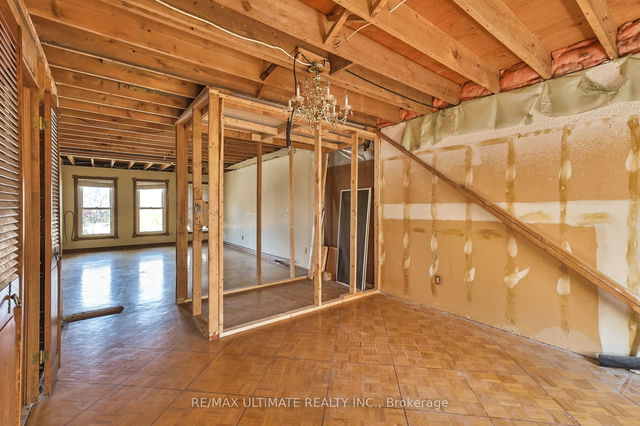 1010 Ritson Road