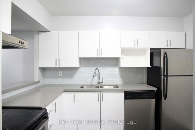 1608 - 55 Bamburgh Circle