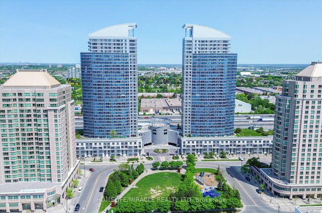 712 - 38 Lee Centre Drive