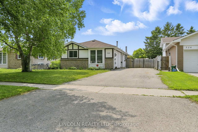 730 Downview Crescent