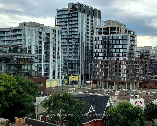 820 - 15 Baseball Place