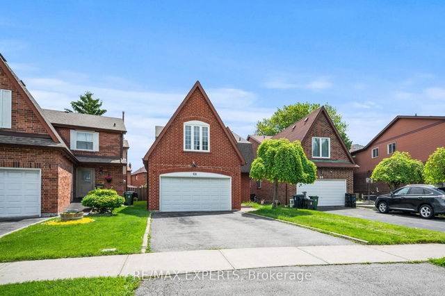 66 Carl Crescent