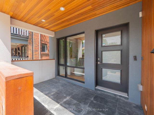 12 Thorncliffe Avenue