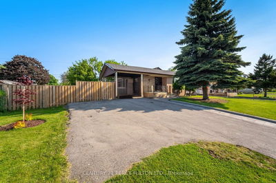 761 Krosno Blvd, Pickering - Bay Ridges image-0-1
