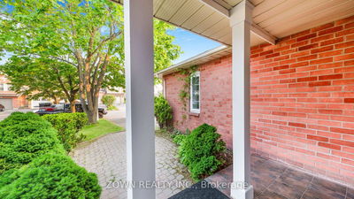 26 Carr Dr, Ajax - Central image-0-4