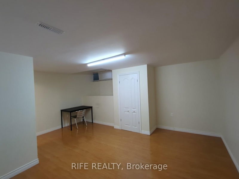 home for lease on Lower-7 Leeswood Crescent