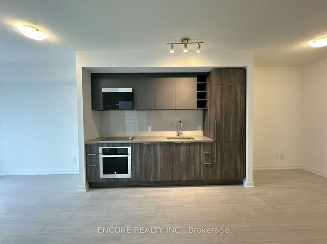 1507 - 2033 Kennedy Road