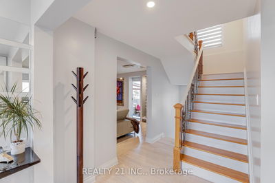 218 Guildwood Pkwy, Toronto - Guildwood image-0-4