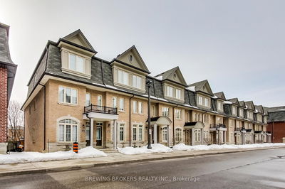 Unit 7 — 5 Eaton Park Lane, Toronto - L'Amoreaux image-0-1