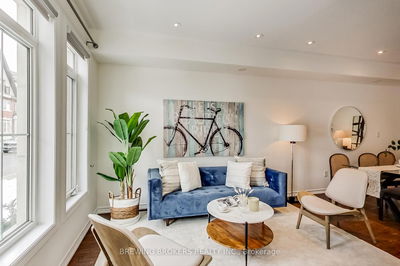 Unit 7 — 5 Eaton Park Lane, Toronto - L'Amoreaux image-0-3