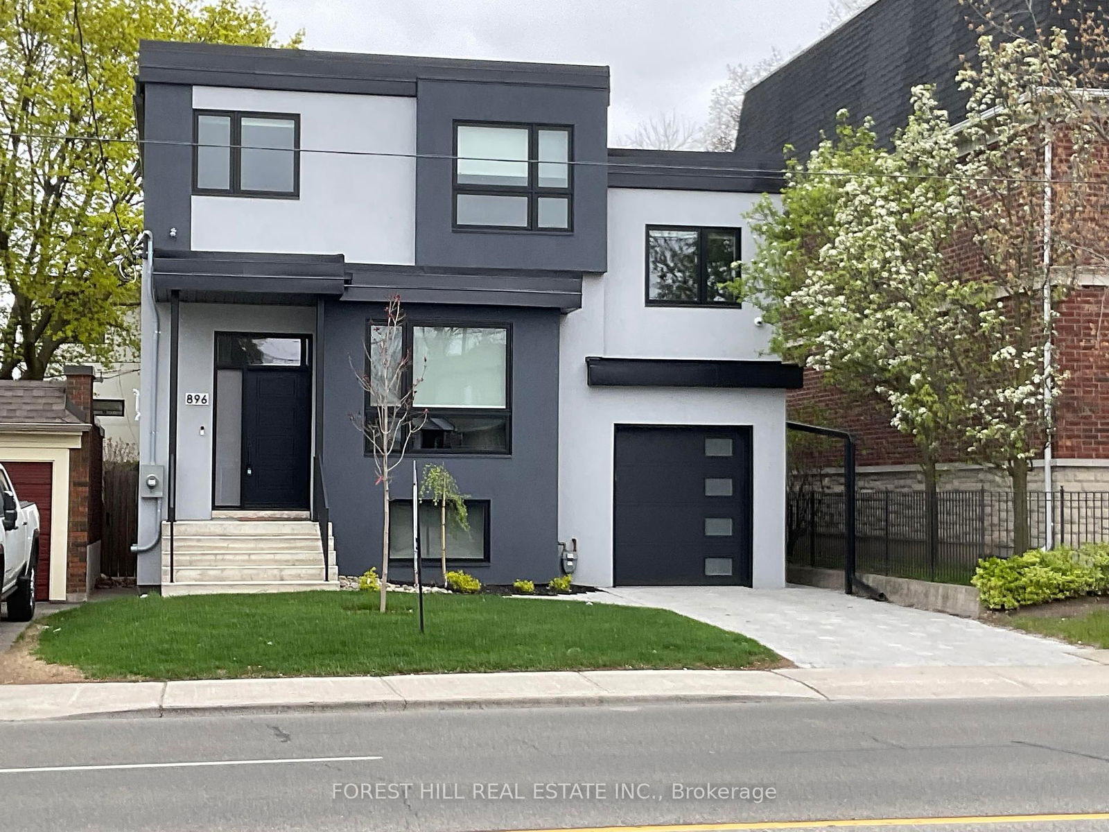 Detached House for sale at 896 Coxwell Avenue, Toronto, Danforth Village-East York, M4C 3G2 - MLS: E12197668