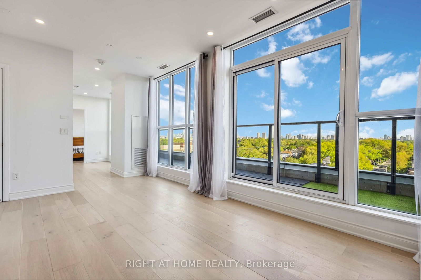 Condo for sale at PH801-2301 Danforth Avenue, Toronto, East End-Danforth, M4C 0A7 - MLS: E12198195