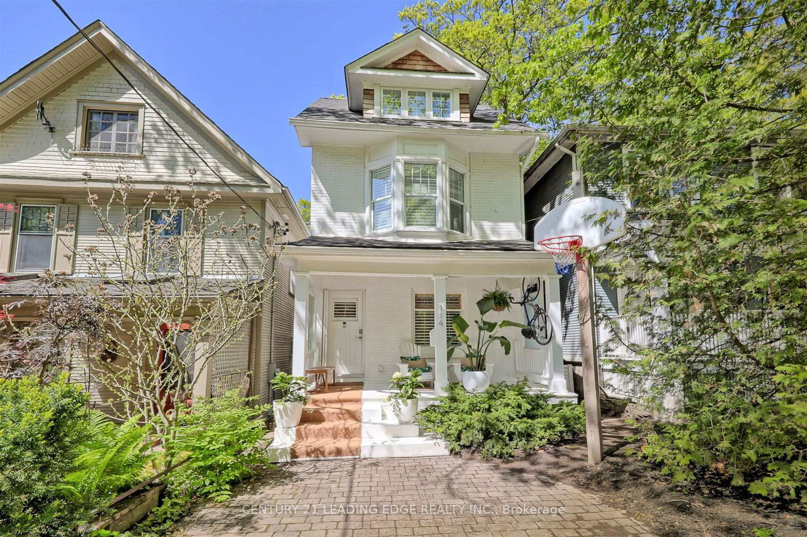 Detached House for sale at 114 Silver Birch Avenue, Toronto, The Beaches, M4E 3L4 - MLS: E12198245
