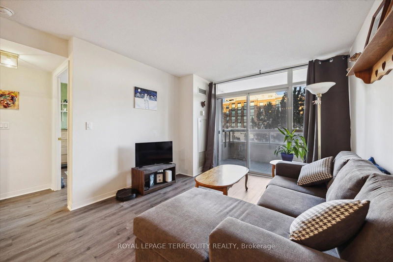 Unit 316 — 1000 The Esplanade, Pickering - Town Centre image-0-0