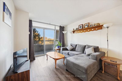 Unit 316 — 1000 The Esplanade, Pickering - Town Centre image-0-3